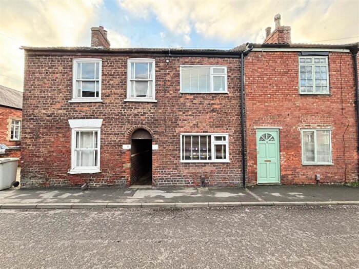 2 Bedroom Terraced House For Sale In Commercial Road, Louth, LN11