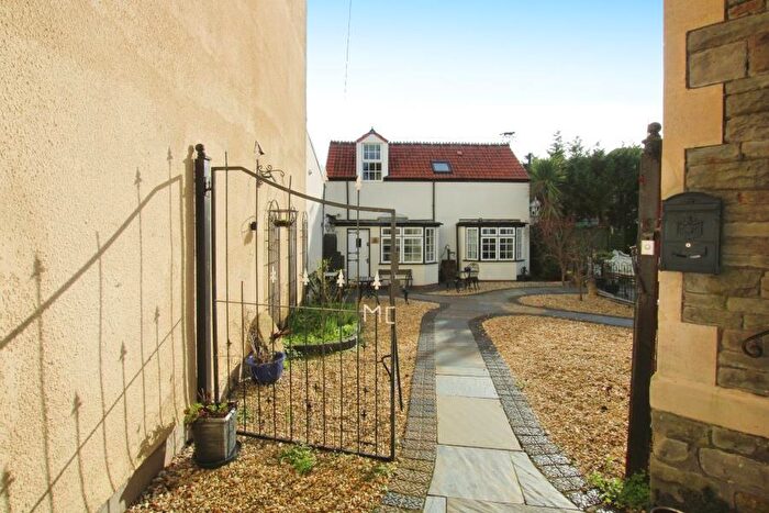 2 Bedroom Terraced House To Rent In Julius Road - Bishopston, BS7