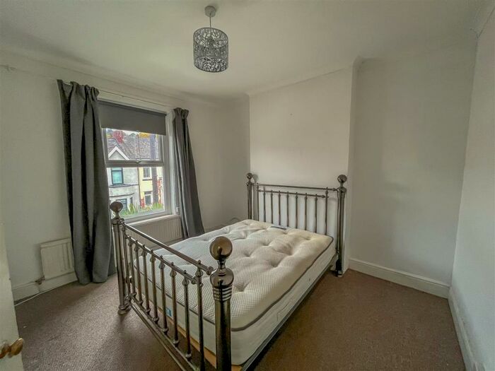 4 Bedroom Terraced House For Sale In Coldra Road, Newport, NP20