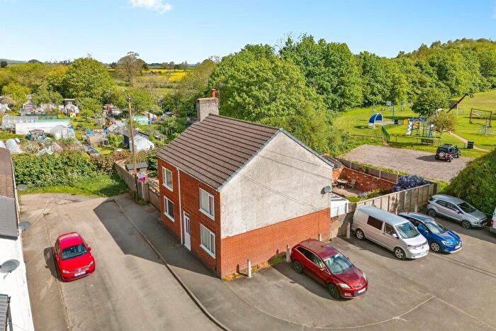 4 Bedroom Detached House For Sale In New Street, Morton, Alfreton, DE55