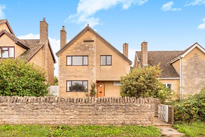 4 Bedroom Detached House For Sale In New Yatt Road, North Leigh, OX29