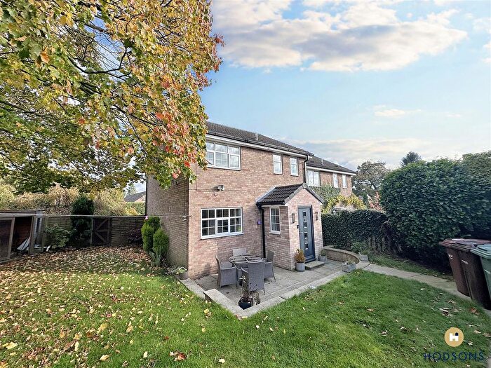 3 Bedroom Semi-Detached House To Rent In Huddersfield Road, Bretton, WF4