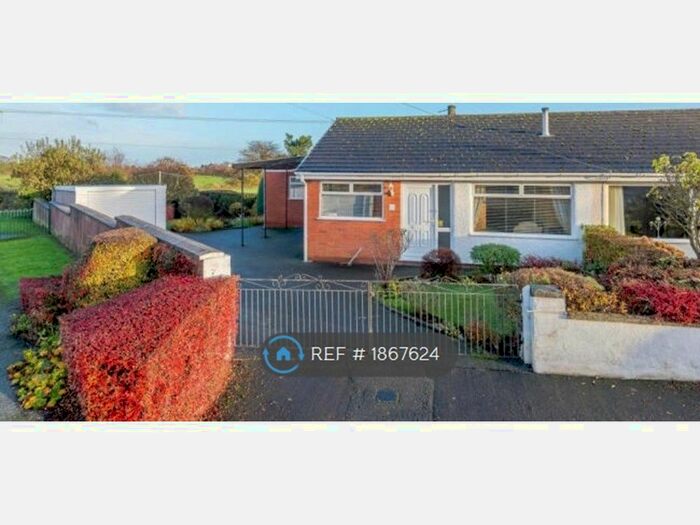 3 Bedroom Bungalow To Rent In Raewood Avenue, Hawarden, Deeside, CH5