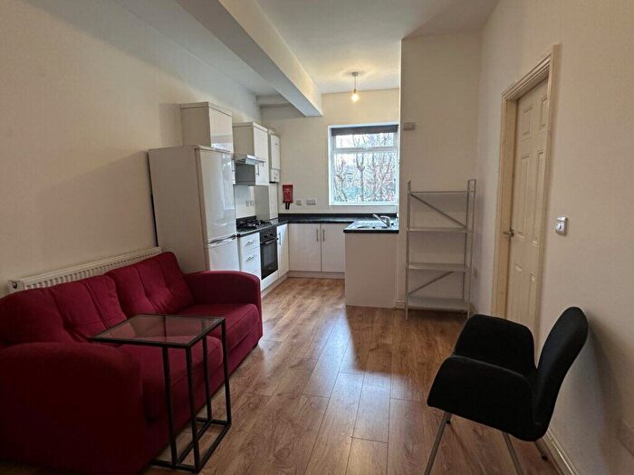 1 Bedroom Apartment To Rent In Atwood Road - Didsbury, M20