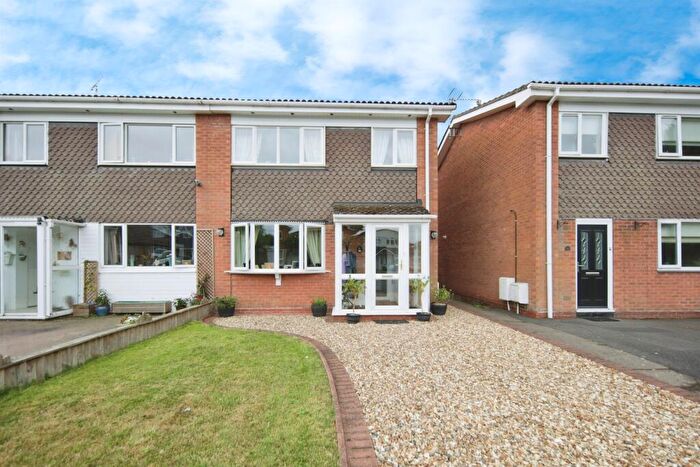 3 Bedroom Semi-Detached House For Sale In Needlers End Lane, Balsall Common, Coventry, CV7