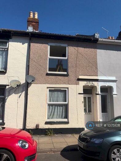 2 Bedroom Terraced House To Rent In Purbrook Road, Portsmouth, PO1
