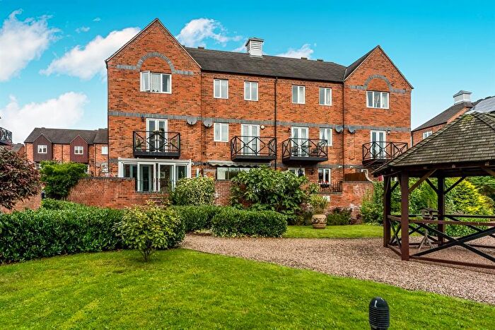 2 Bedroom House To Rent In Round Hill Wharf, Kidderminster, DY11