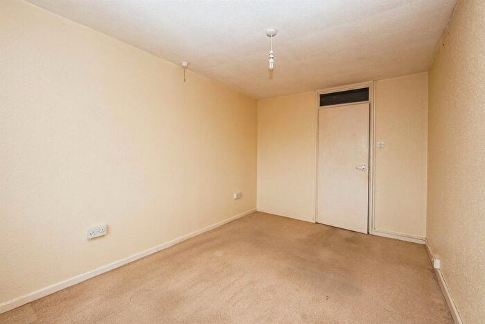 1 Bedroom Flat For Sale In Chesil View, Weymouth, DT4 - Photo 6