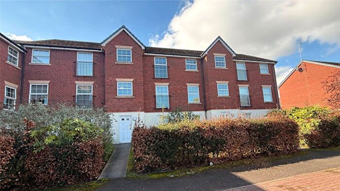 2 Bedroom Flat For Sale In Naylor Road, Ellesmere Port, Cheshire, CH66