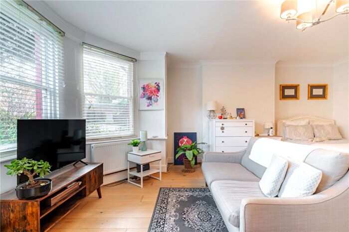1 Bedroom Apartment To Rent In Dulwich Road, London, SE24