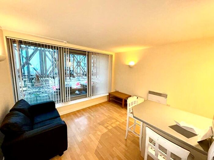 1 Bedroom Apartment To Rent In Cranbrook House, Nottingham, NG1