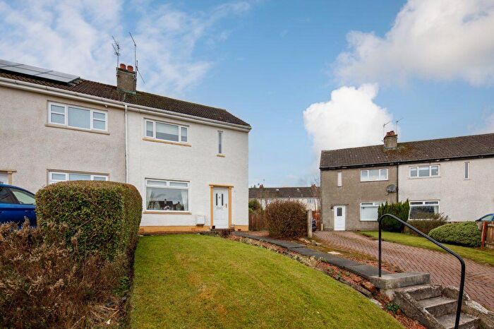 2 Bedroom Semi-detached Villa For Sale In Lochlea Road, Busby, G76