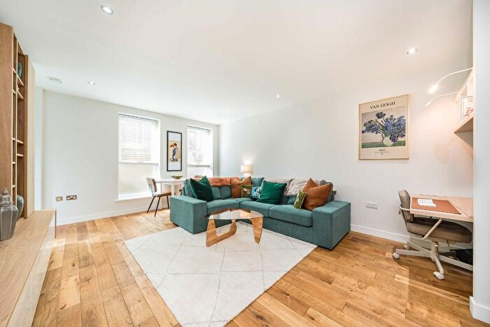 1 Bedroom Flat For Sale In Eltringham Street, Wandsworth, SW18