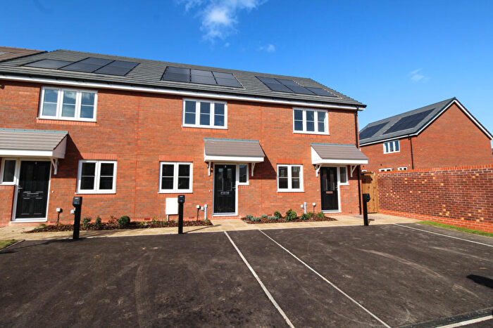 2 Bedroom Terraced House For Sale In Sungold Close, Kenilworth, CV8