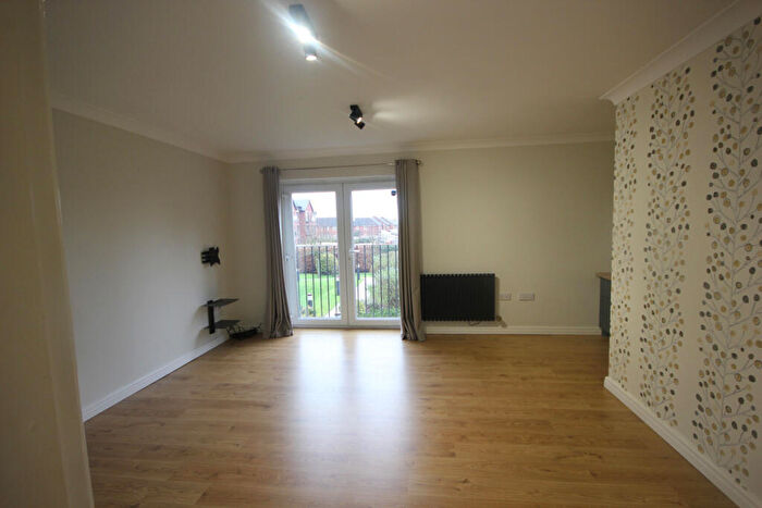 2 Bedroom Flat To Rent In Haven Road, Lytham St. Annes, FY8