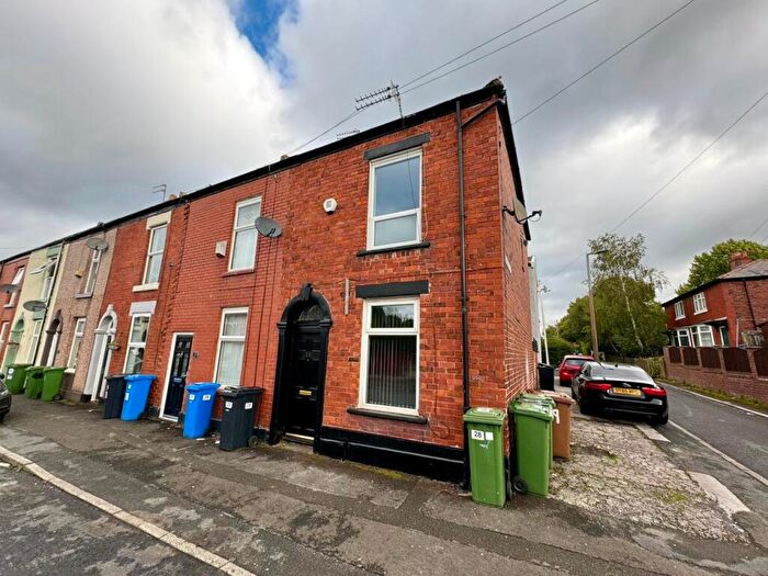2 Bedroom End Of Terrace House To Rent In Curzon Road, Ashton Under Lyne, OL6