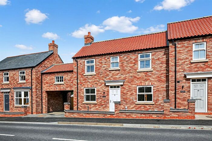 3 Bedroom Terraced House For Sale In Thirsk Road, Easingwold, York, YO61