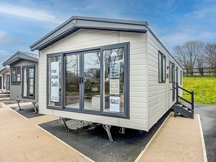 2 Bedroom Park Home For Sale In Llanedwen, Anglesey, LL61