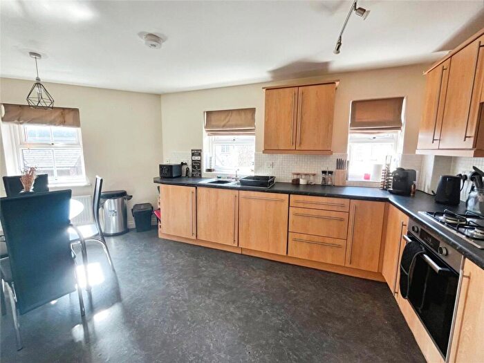 2 Bedroom Apartment For Sale In Tortworth Road, Swindon, Wiltshire, SN25