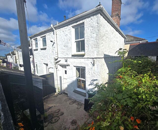 1 Bedroom End Of Terrace House To Rent In Wesley Place, Newlyn, Penzance, TR18