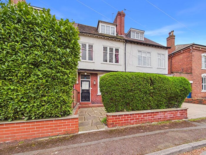 4 Bedroom Terraced House For Sale In The Mount, Pontefract, WF8