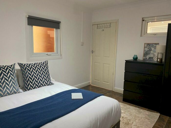 1 Bedroom Apartment To Rent In A Otley Road, LS16