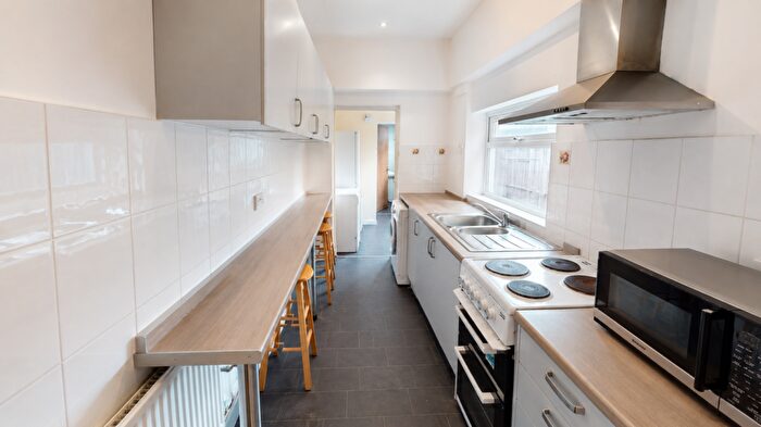 4 Bedroom House To Rent In Alton Road, Selly Oak, Birmingham, B29