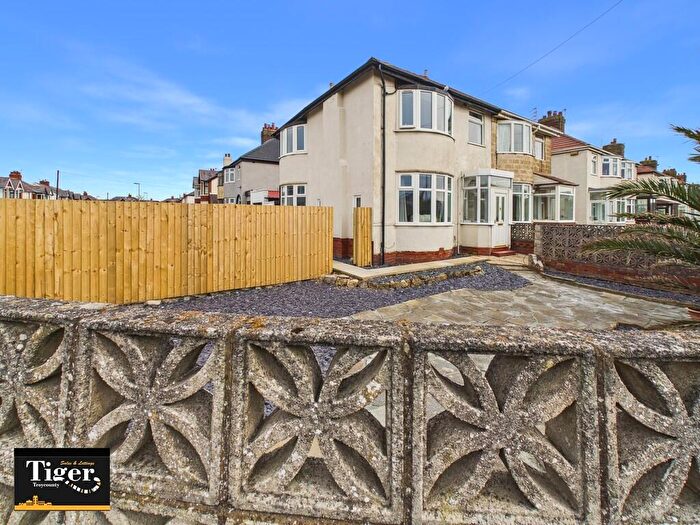 3 Bedroom Semi Detached House For Sale In Alderley Avenue, Blackpool, FY4