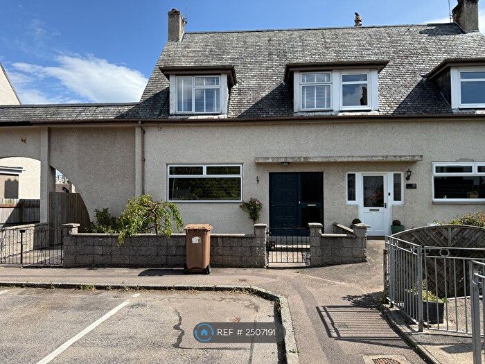 3 Bedroom Semi-Detached House To Rent In Kaimhill Gardens, Aberdeen, AB10