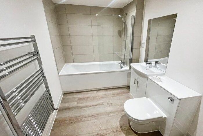 1 Bedroom Property To Rent In Farnborough Road, Farnborough, GU14