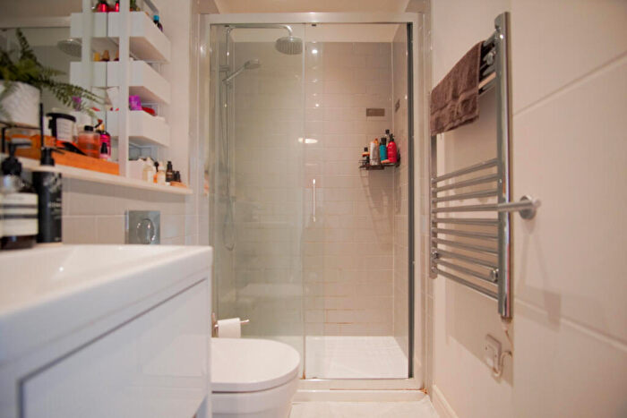 1 Bedroom Flat To Rent In Century Place, St Pauls, BS2