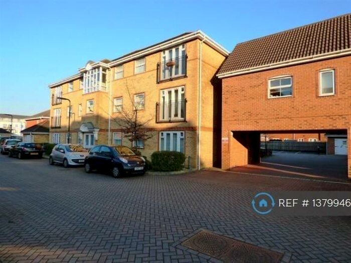 2 Bedroom Flat To Rent In Drum Road, Eastleigh, SO50