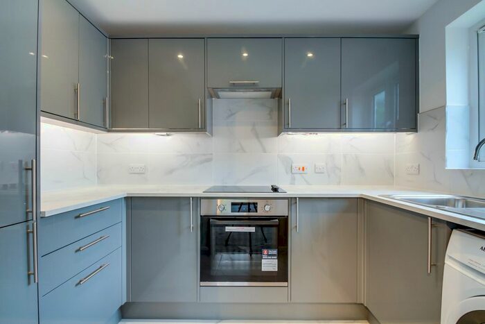 1 Bedroom Flat To Rent In Tribune Court Heton Gardens, London, NW4