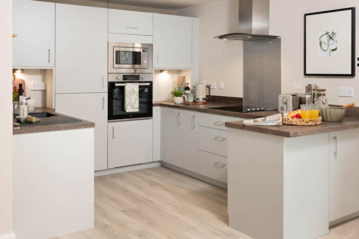 2 Bedroom Retirement Property To Rent In Trotwood Close, Broadstairs, Kent, CT10