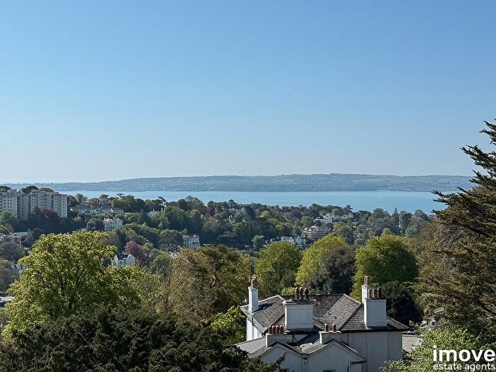 1 Bedroom Flat For Sale In Manor Glade Court, Higher Warberry Road, Torquay, TQ1