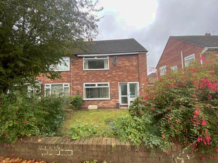 3 Bedroom Semi-Detached House To Rent In Hunts Cross Avenue, Liverpool, L25