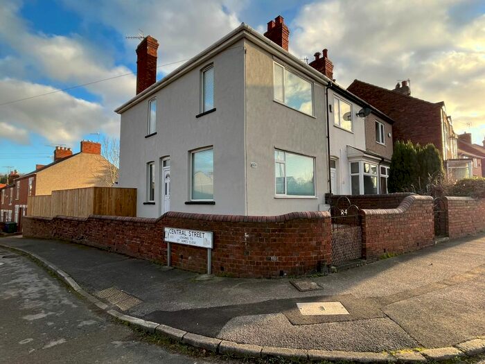 2 Bedroom End Of Terrace House To Rent In Hasland Road, Hasland, Chesterfield, S41