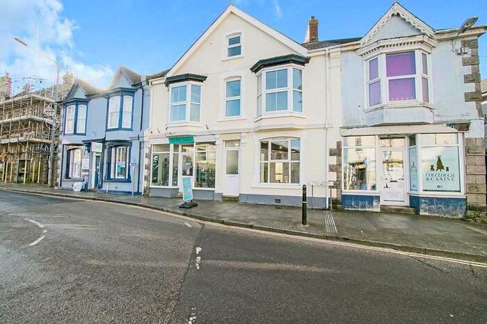 3 Bedroom House To Rent In Cross Street, Camborne, Cornwall, TR14