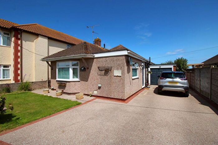 2 Bedroom Bungalow For Sale In Bryn Road, Towyn, Conwy, LL22