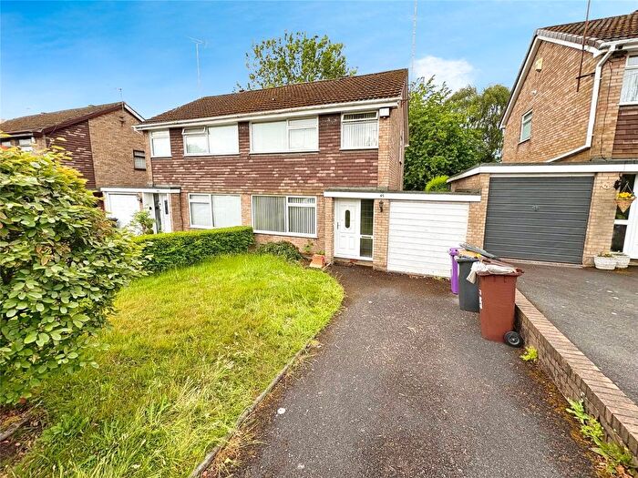 3 Bedroom Semi-Detached House To Rent In Cranmore Road, Wolverhampton, West Midlands, WV3