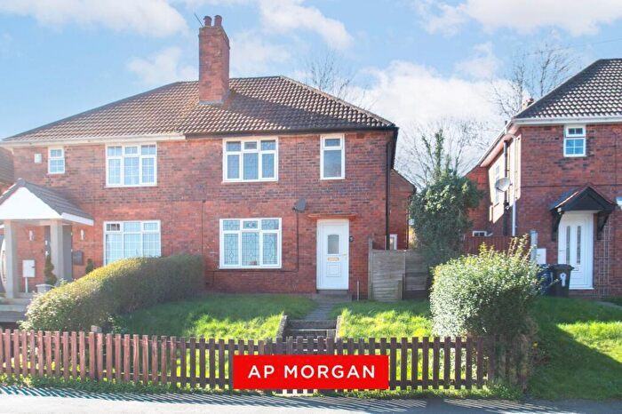 3 Bedroom Semi Detached House For Sale In Quarry Brow, Upper Gornal, Dudley, West Midlands, DY3