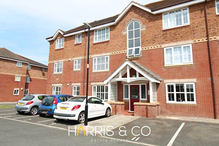 2 Bedroom Flat To Rent In Marina Mews, Fleetwood, FY7