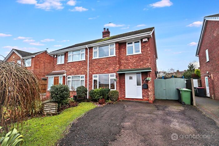 3 Bedroom Semi Detached House For Sale In Nuthurst Crescent, Ansley, Nuneaton, CV10