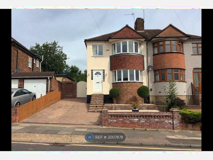 3 Bedroom Semi-Detached House To Rent In Longmead Drive, Sidcup, DA14