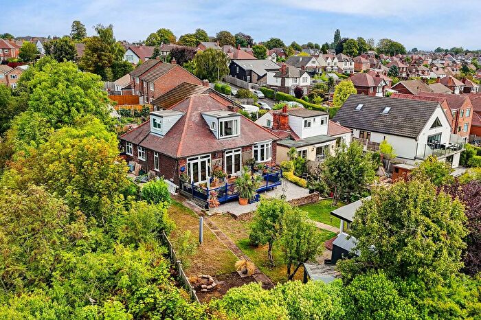 3 Bedroom Detached Bungalow For Sale In Catterley Hill Road, Nottingham, NG3