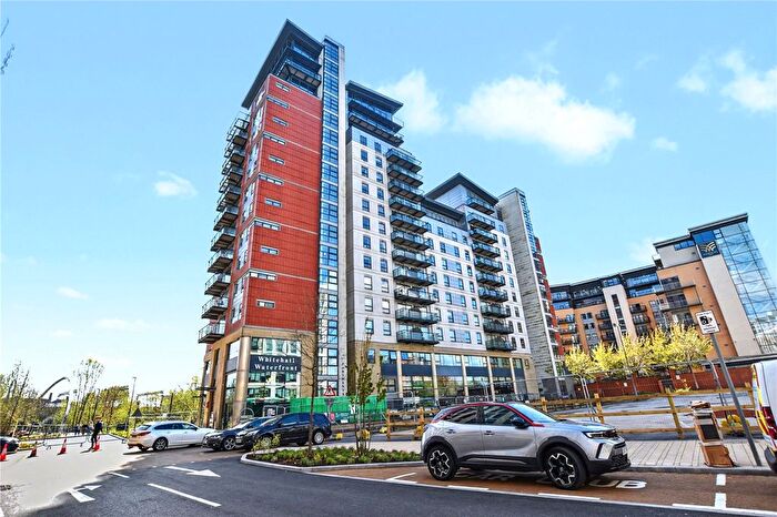 2 Bedroom Detached House For Sale In Whitehall Waterfront, Riverside Way, Leeds, West Yorkshire, LS1