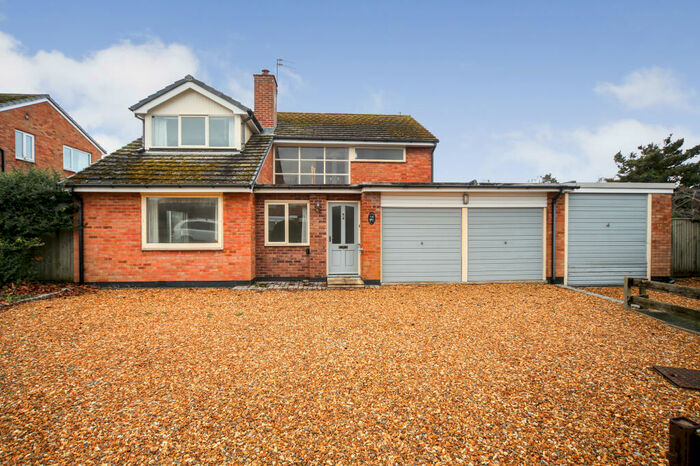 4 Bedroom Detached House For Sale In Hadrian Way, Northwich, CW8