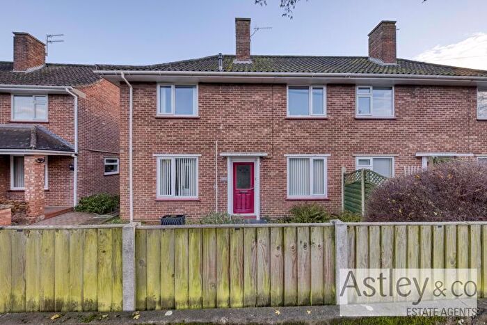 3 Bedroom Semi-Detached House For Sale In Theobald Road, Norwich, NR1