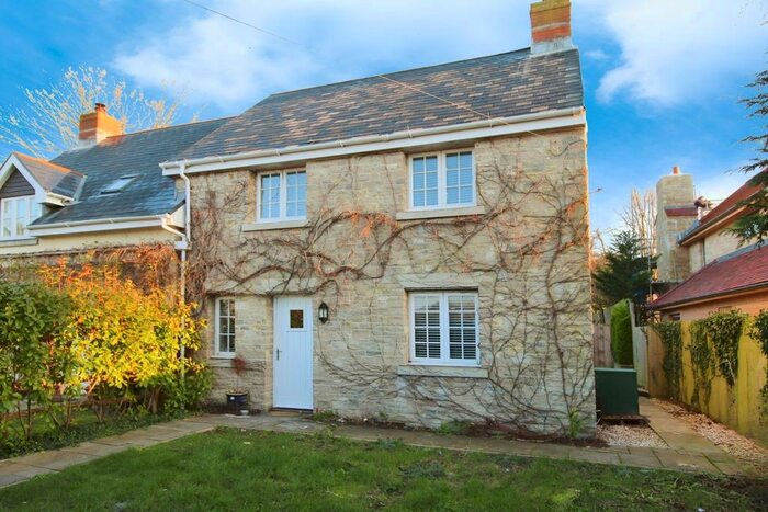 4 Bedroom Semi-Detached House To Rent In Bramdon Lane, Portesham, Weymouth, Dorset, DT3