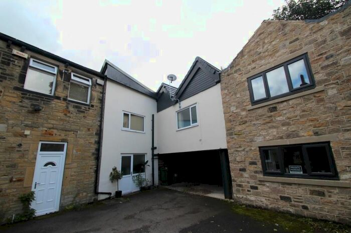 1 Bedroom Flat To Rent In Town Street, Rawdon LS19